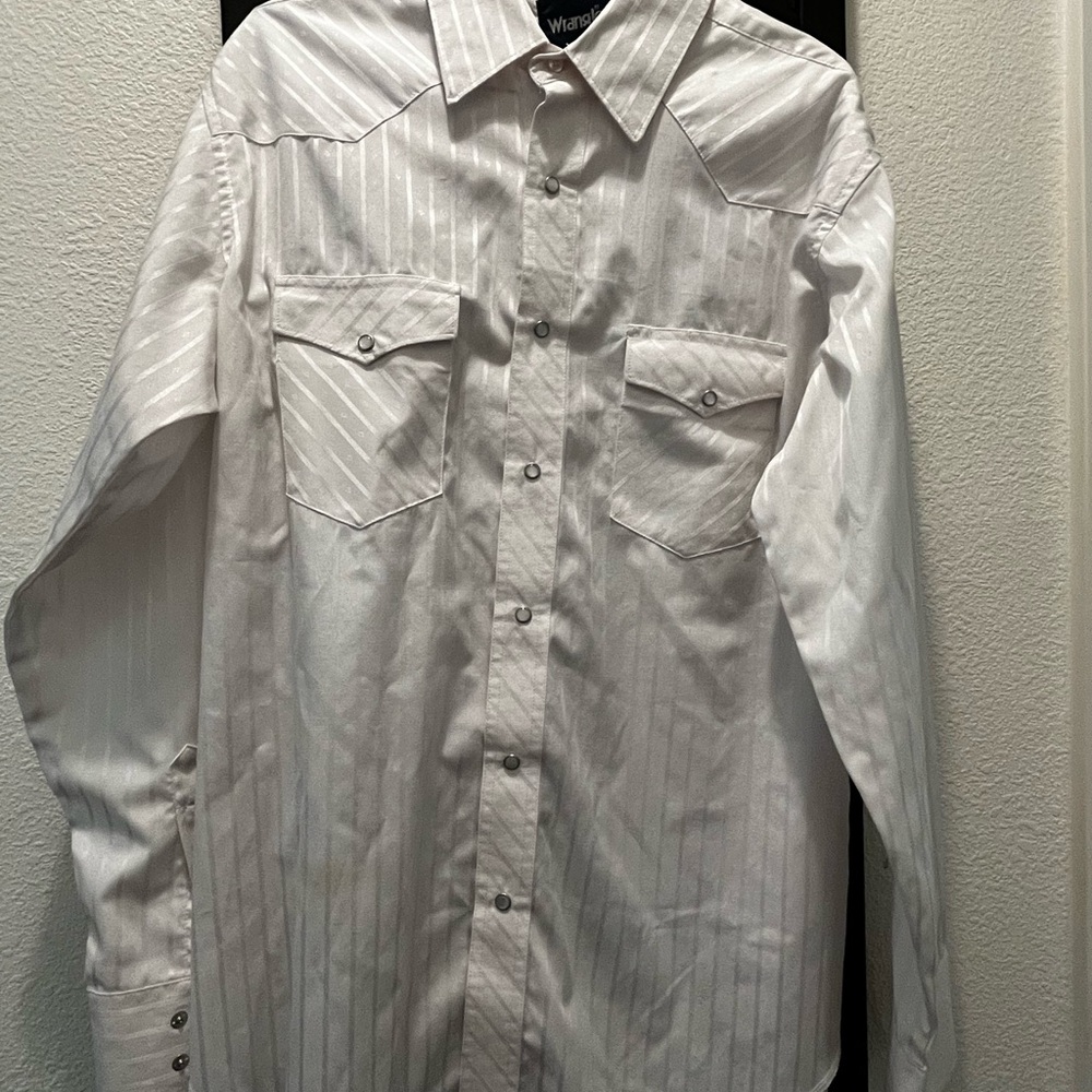 Wrangler Men's Striped White Button Down Shirt